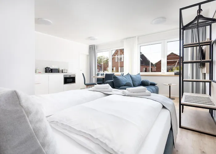 Altstadt - Parkplaetze Nach Verfuegbarkeit Daire Lübeck